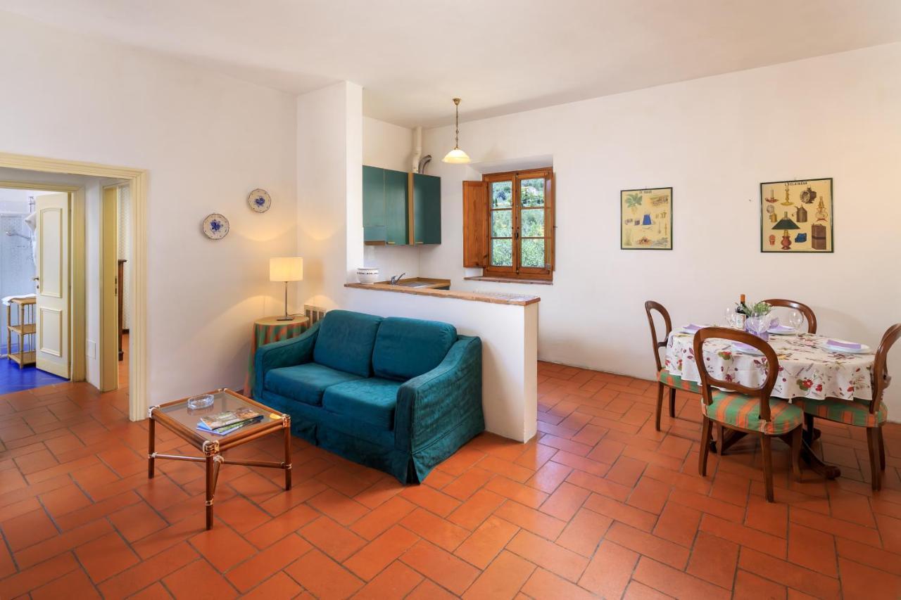 Agriturismo Fattoria Di Sommaia Каленцано Екстериор снимка