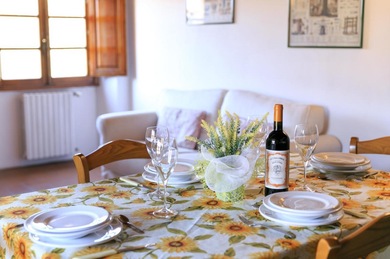 Agriturismo Fattoria Di Sommaia Каленцано Екстериор снимка