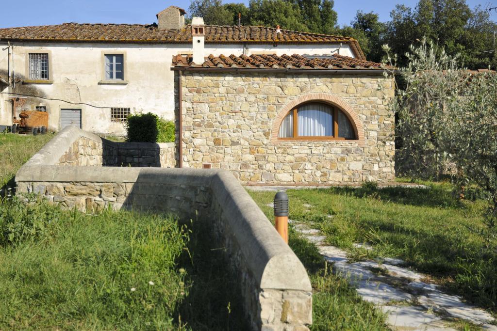 Agriturismo Fattoria Di Sommaia Каленцано Екстериор снимка