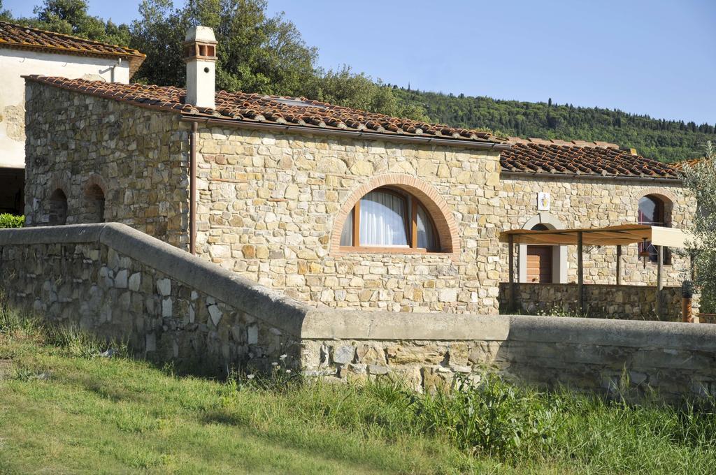 Agriturismo Fattoria Di Sommaia Каленцано Екстериор снимка