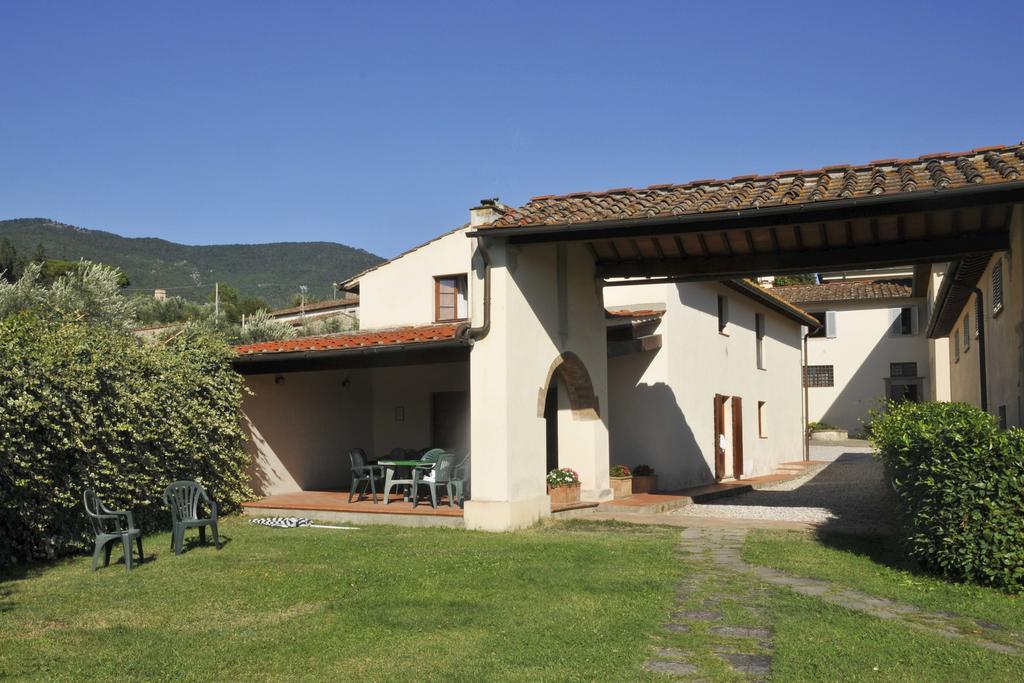 Agriturismo Fattoria Di Sommaia Каленцано Екстериор снимка