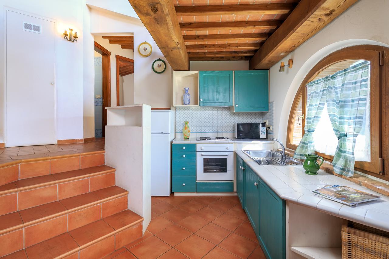 Agriturismo Fattoria Di Sommaia Каленцано Екстериор снимка