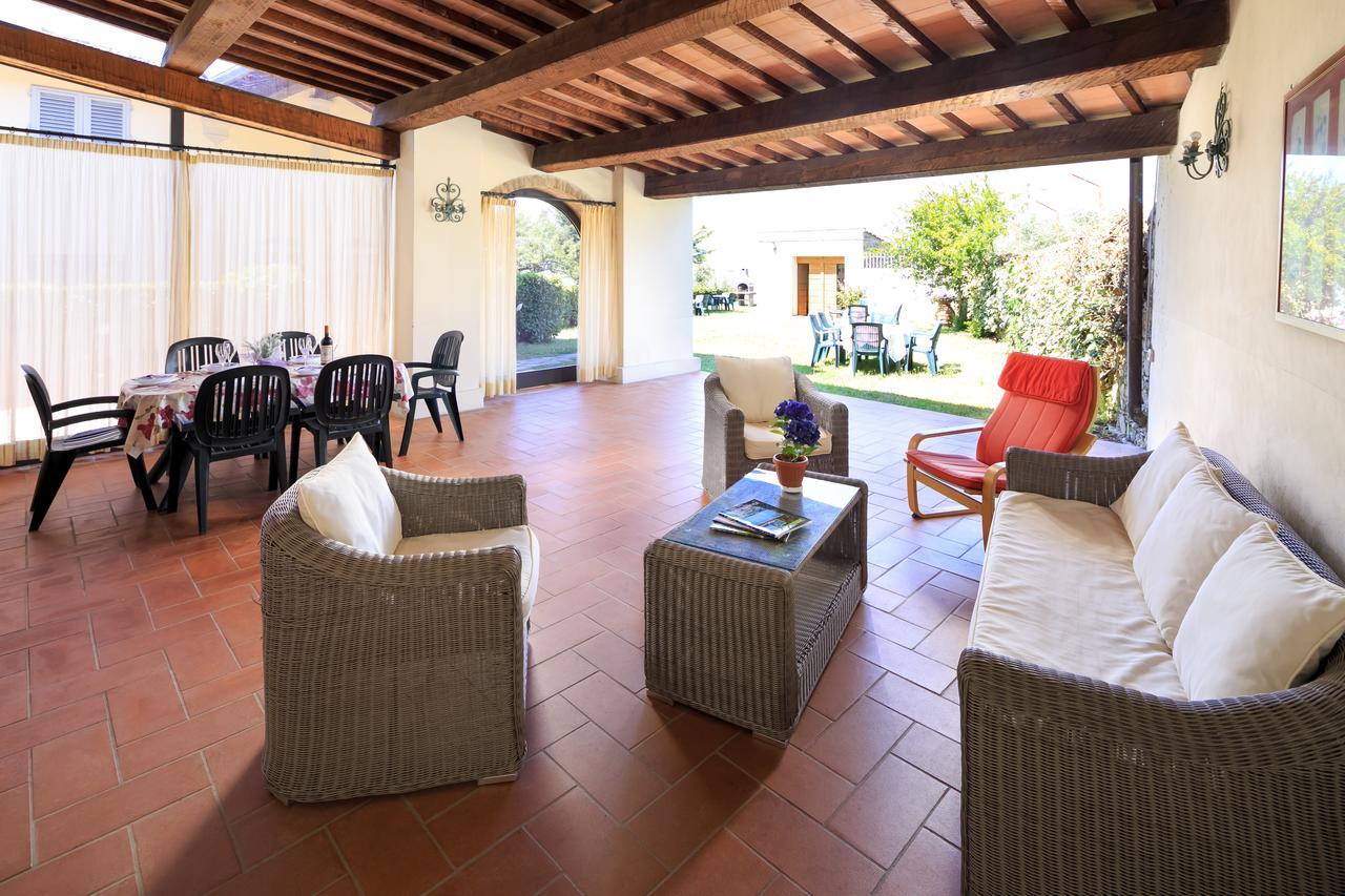 Agriturismo Fattoria Di Sommaia Каленцано Екстериор снимка
