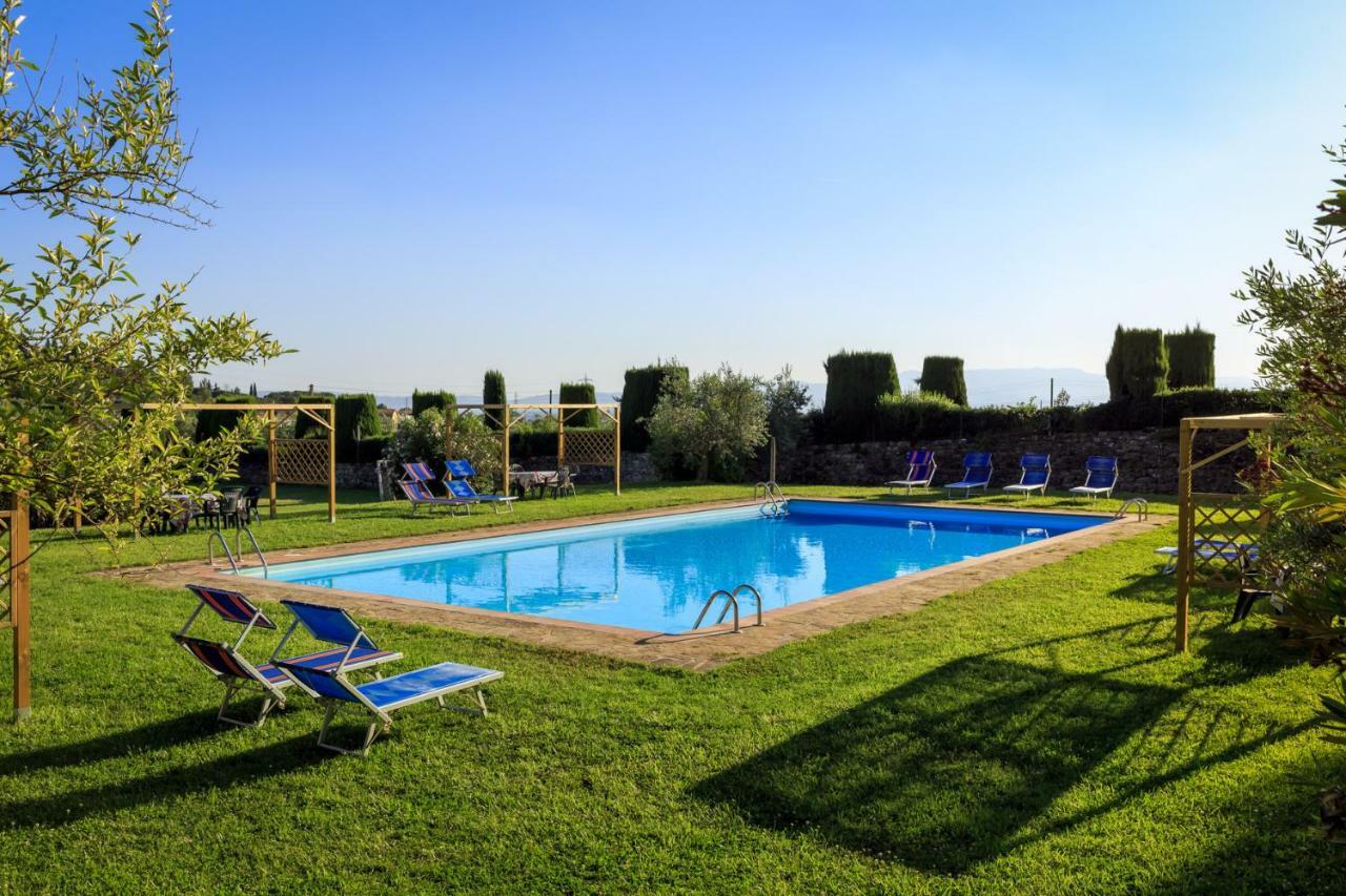 Agriturismo Fattoria Di Sommaia Каленцано Екстериор снимка
